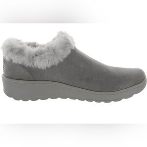 Bzees Women's Gray Fur-Lined Slip-On Shoes Size 6.5